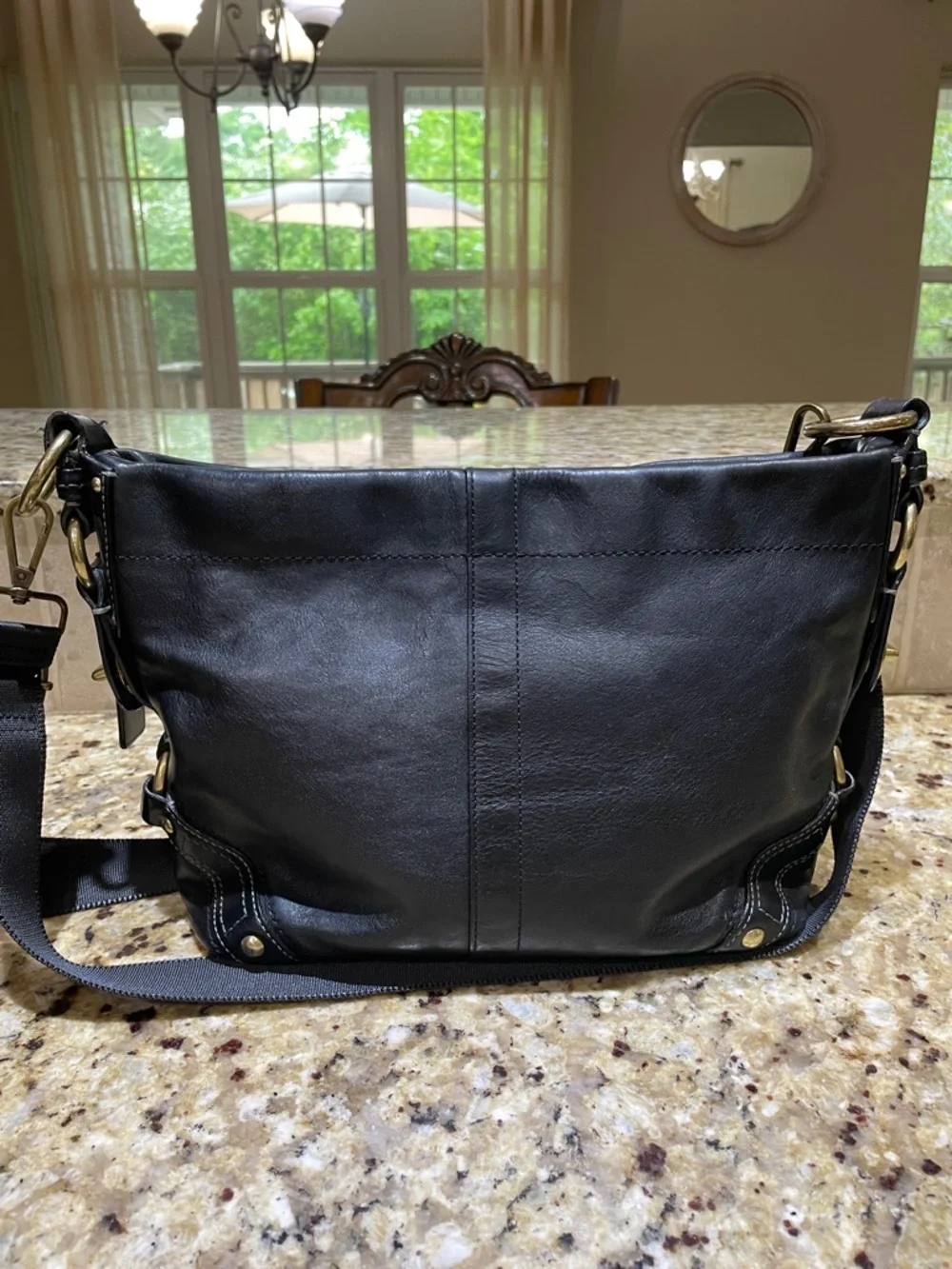 🌺COACH Black Leather Shoulder Bag with Wide Strap